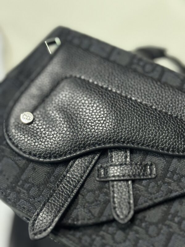 Dior Saddle Pouch Bag - Image 8